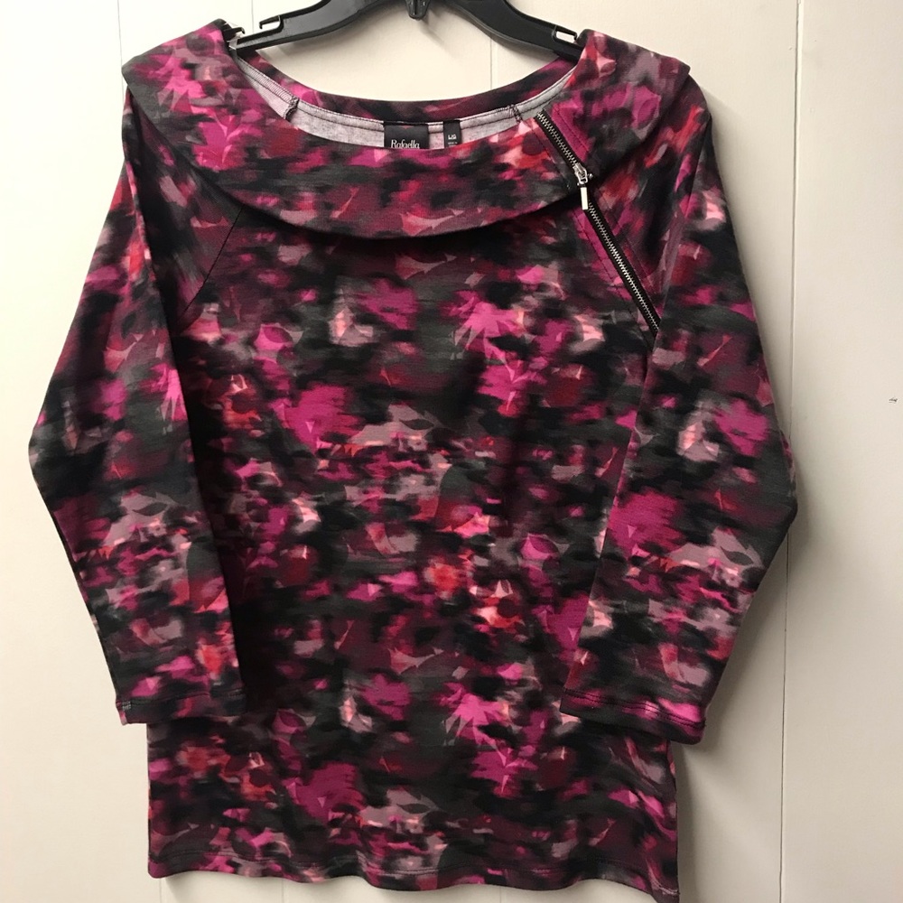 Pullover sweater